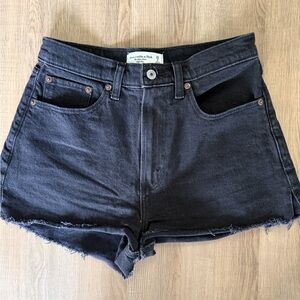 Abercrombie & Fitch Black Curvy Love Mom High Rise Raw-Hem Denim Shorts